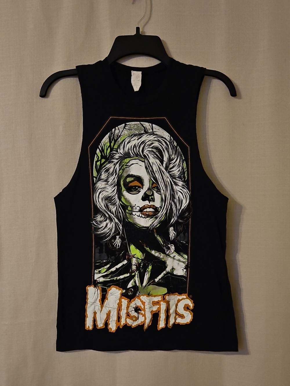 Black Graphic Muscle Tank Top - Women's